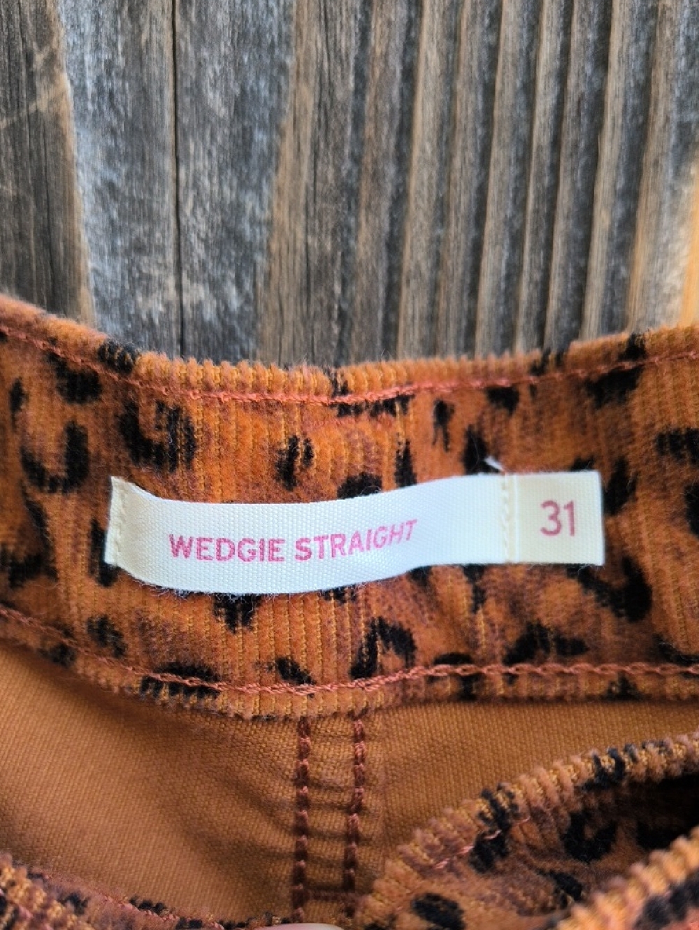 LEVI'S Leopard Print Wedgie Straight Corduroy Pants High Rise Size 31 - Picture 7 of 15